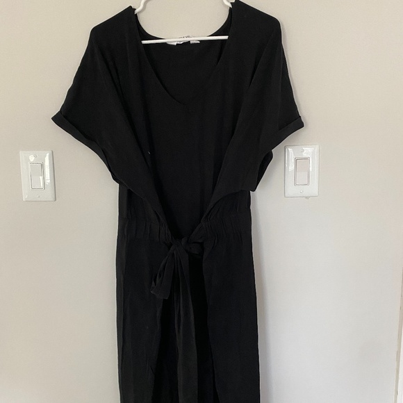 Studio Untold Black Tie Waist Dress - Plus Size - Picture 9 of 9